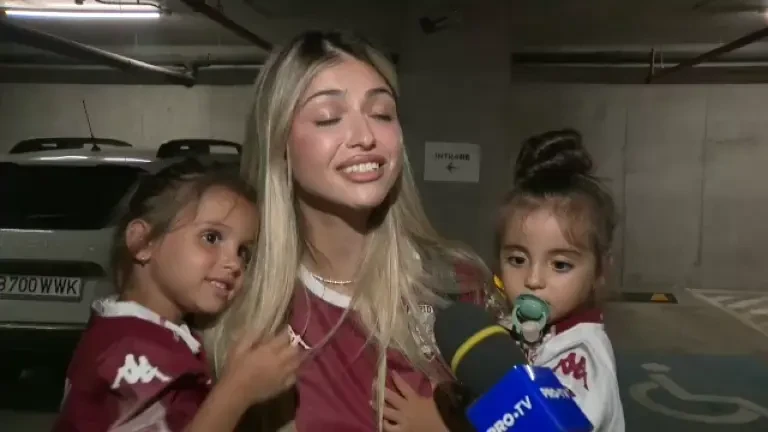 Irina Manea, soția lui Cristi Manea, prezentă în Giulești, la Rapid - CFR Cluj (20.07.2024)