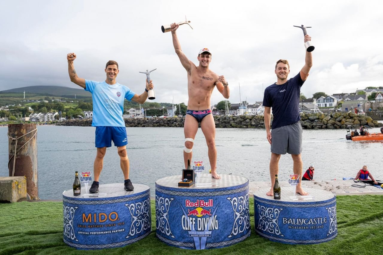 Constantin Popovici, medalie de argint în etapa din Irlanda de Nord a seriei Red Bull Cliff Diving_3