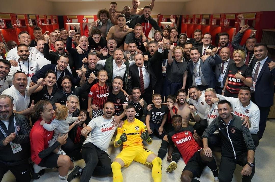 Fotbalistul român care primește nota 10 din partea lui Ionel Ganea. 