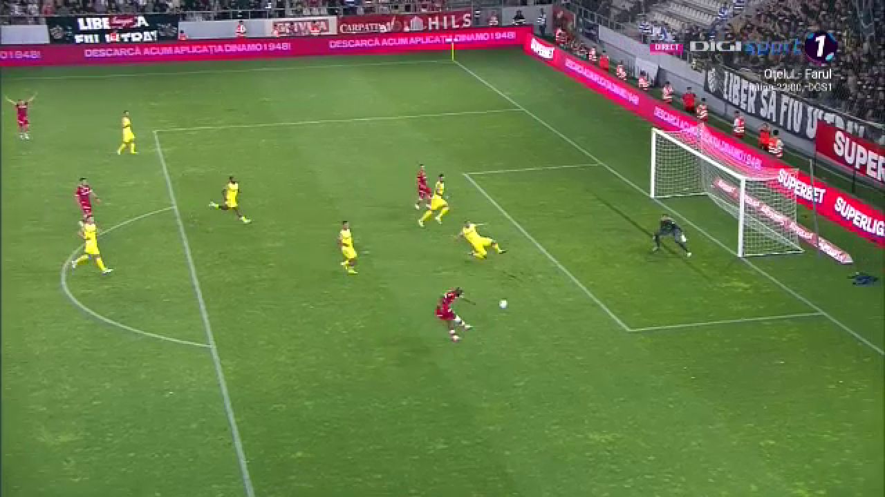 A rupt plasa! Gol superb marcat de Hakim Abdallah în Dinamo - Petrolul_5