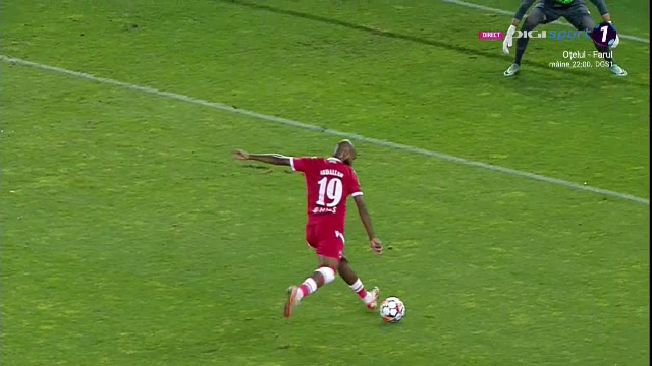 A rupt plasa! Gol superb marcat de Hakim Abdallah în Dinamo - Petrolul_1