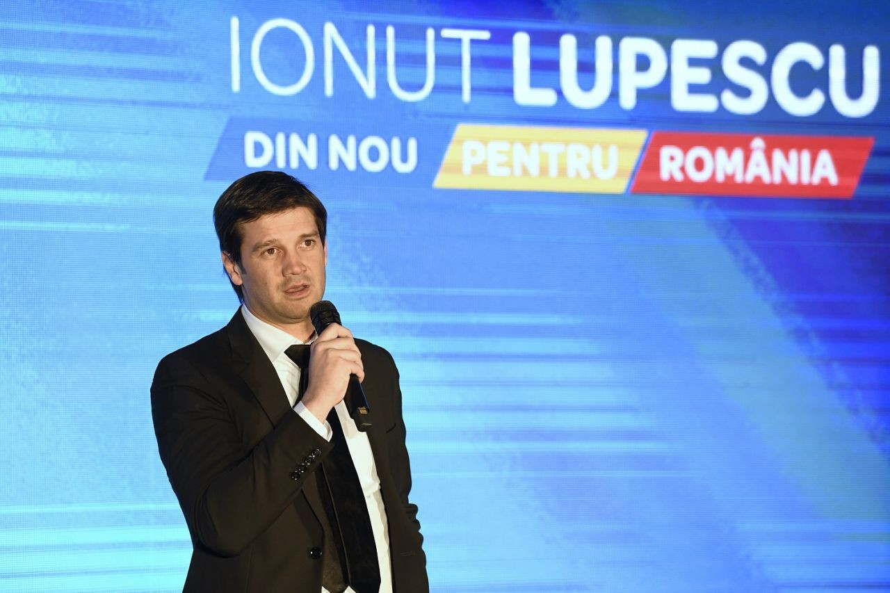 Selecționer pentru România. Nume mare în prima 'linie': 