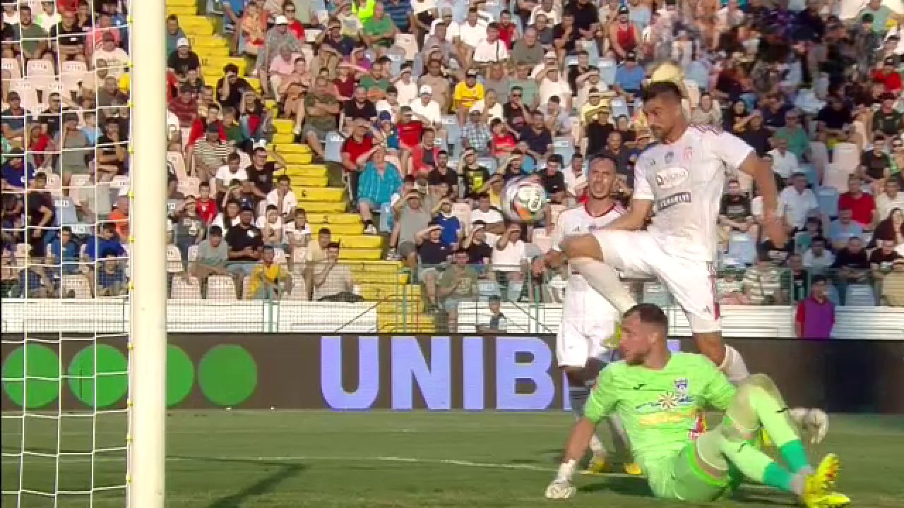 Gloria Buzău - Sepsi OSK 1-2 | Final nebun de meci! Gazdele marchează, dar golul este anulat pentru ofsaid_4