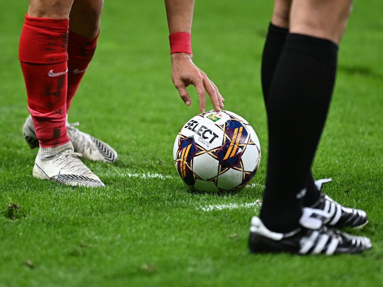 Lider-surpriză &icirc;n Superligă după două etape! Singura echipă cu șase puncte din șase + programul următoarei runde