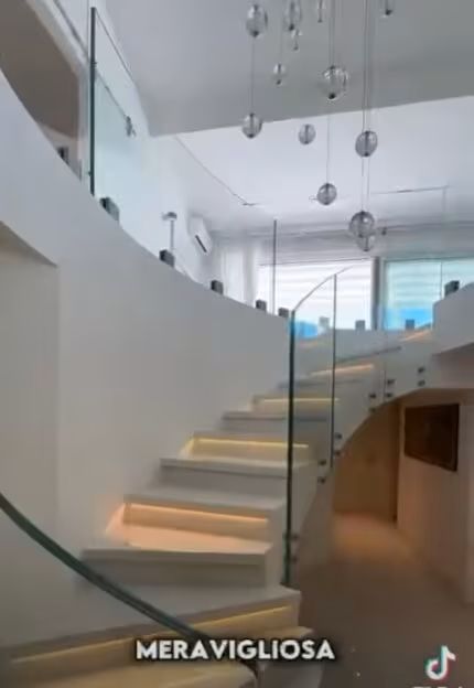 Fostul portar al Romei își pune în vânzare vila de vis din Casal Palocco! Suma uriașă pe care o cere_12