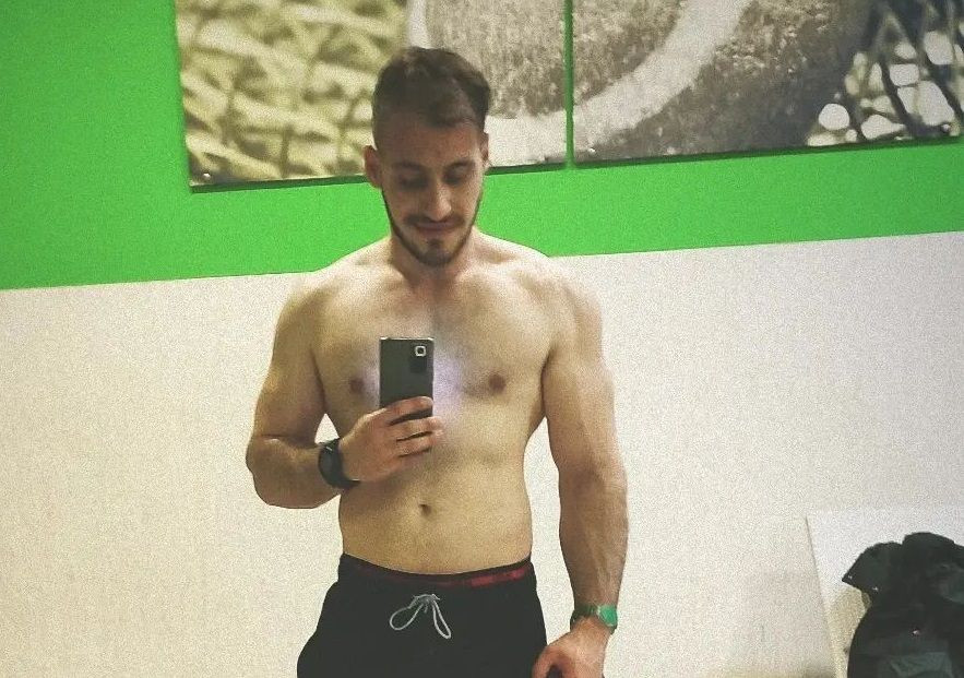 E campion național la skandenberg și la yachting și iubește să se cațăre pe munți. Alex Cucli: ”Mentorul meu a fost Ion Oncescu”_4