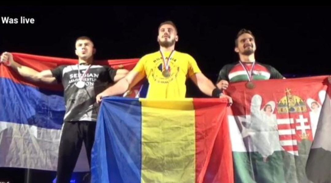 E campion național la skandenberg și la yachting și iubește să se cațăre pe munți. Alex Cucli: ”Mentorul meu a fost Ion Oncescu”_8