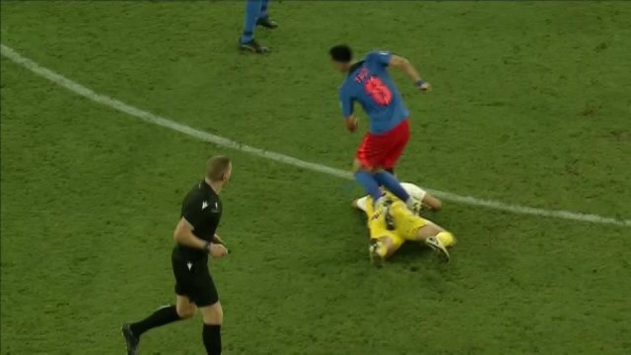 Cât ghinion! Cum s-a accidentat Adrian Șut în meciul cu Maccabi Tel Aviv_11