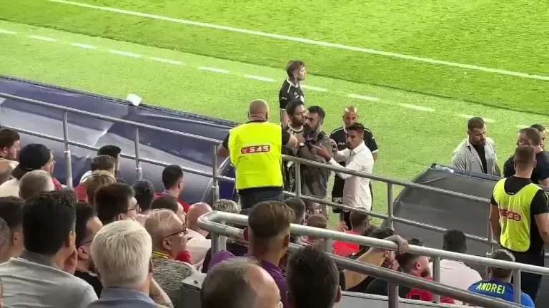 Fanii lui FCSB au intrat într-un conflict cu jucătorii lui Maccabi Tel Aviv (23.07.2024)