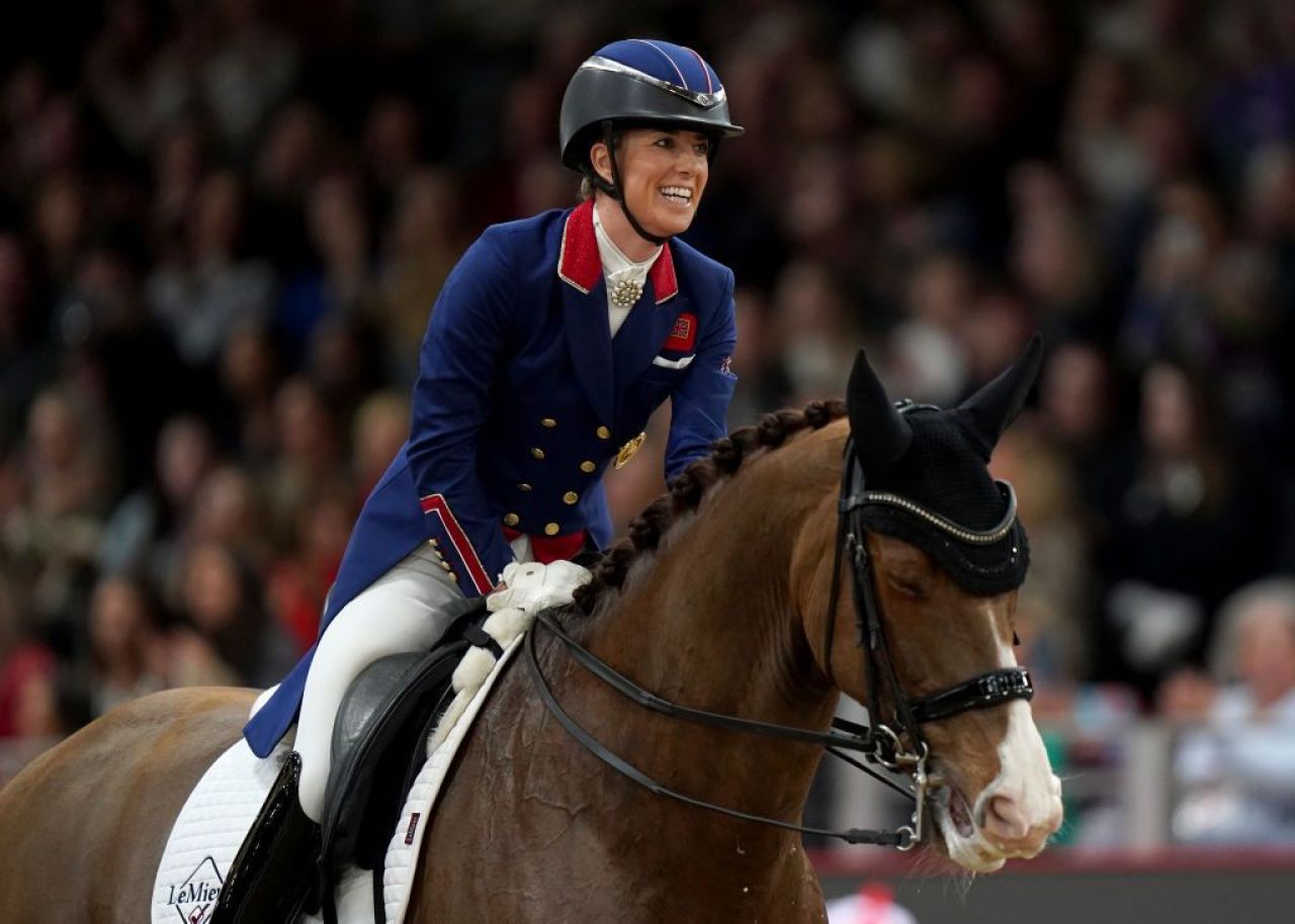 Imagini revoltătoare! Campioană olimpică s-a retras de la JO după ce a fost acuzată de cruzime față de animale_4