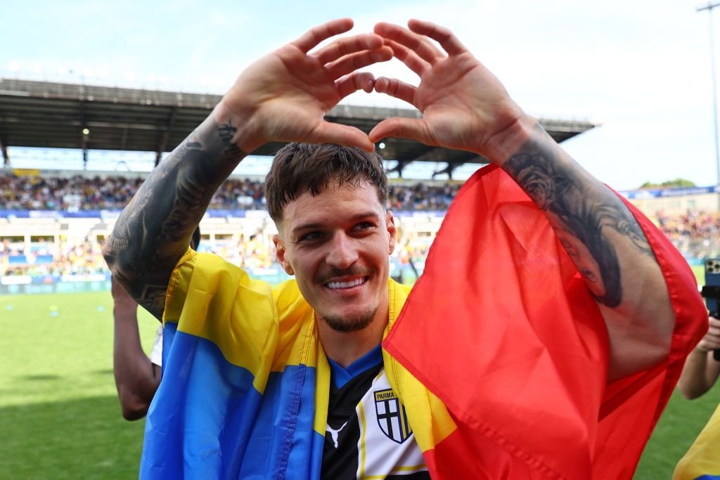 Dennis Man a semnat cu Parma p&acirc;nă &icirc;n 2027: E un campion! Va juca &icirc;n campionatul pe care &icirc;l merită