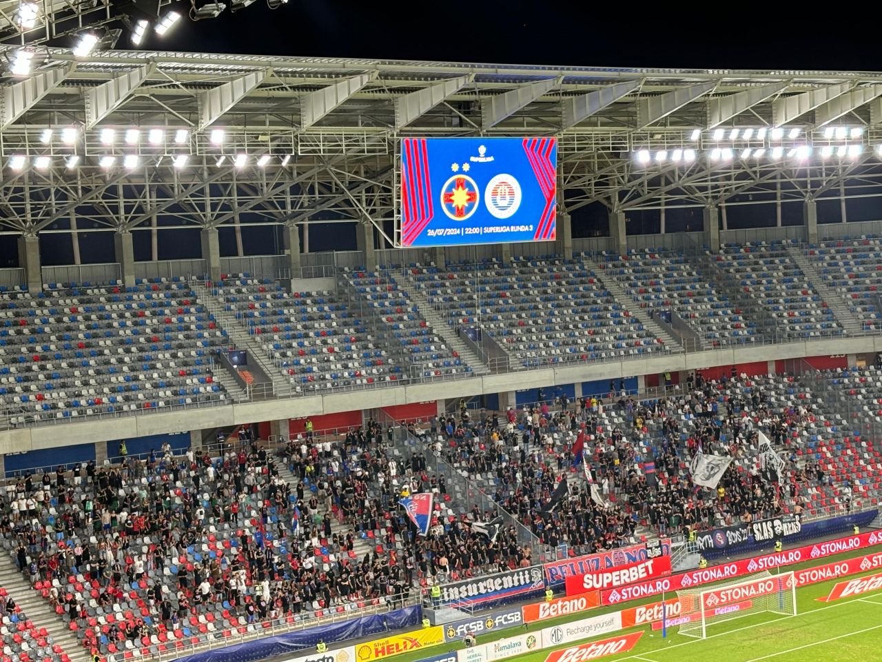 Cum arată tribunele stadionului din Ghencea la meciul FCSB - Oțelul Galați_2