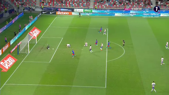 Ratarea sezonului?! David Miculescu a zguduit bara din câțiva metri în FCSB - Oțelul_7