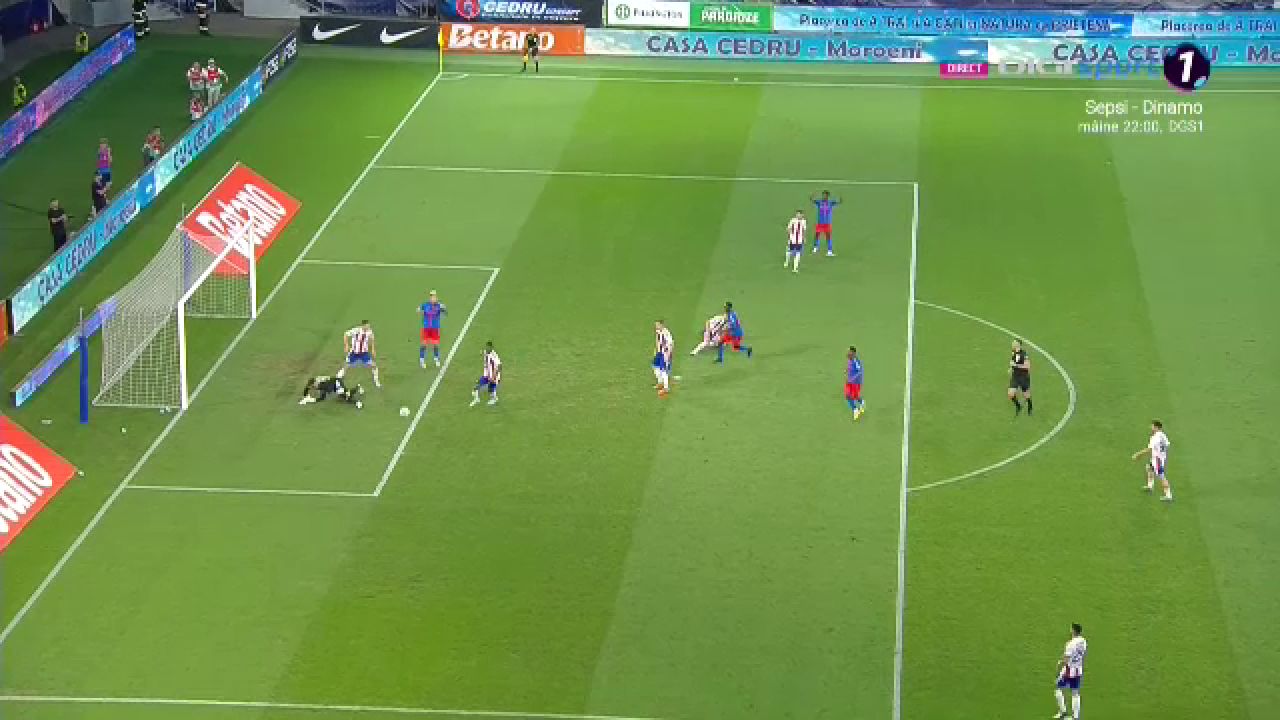 Ratarea sezonului?! David Miculescu a zguduit bara din câțiva metri în FCSB - Oțelul_16