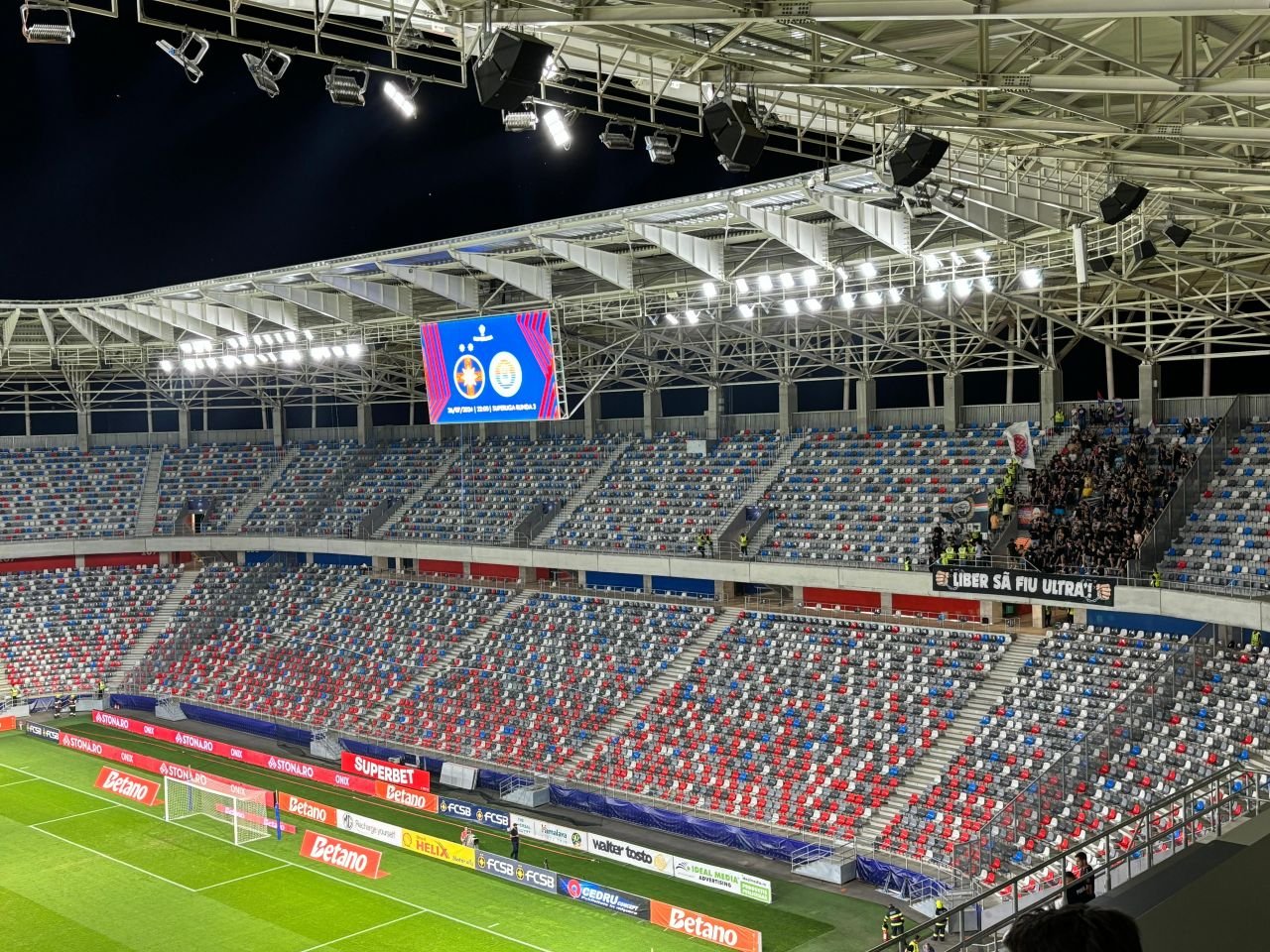 Câți spectatori au asistat la meciul dintre FCSB și Oțelul Galați_3