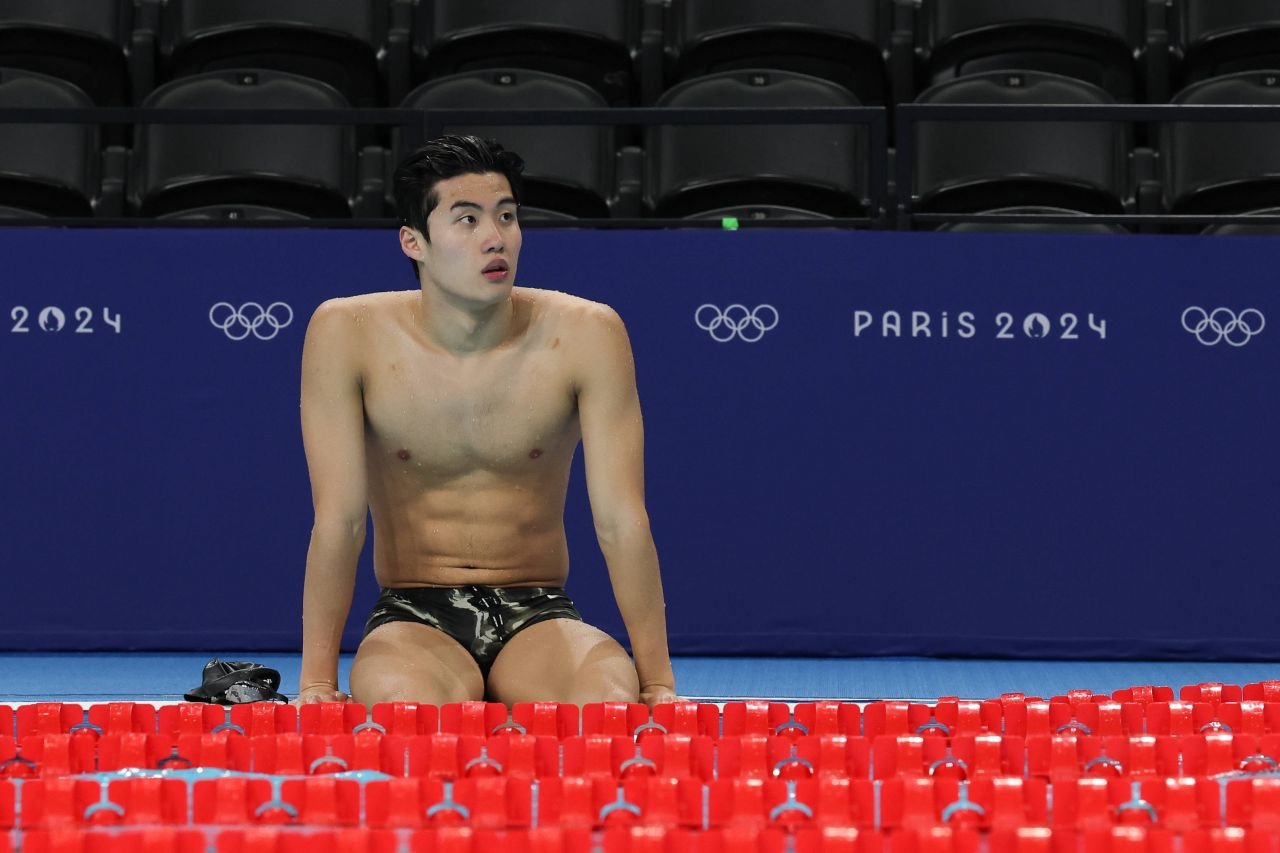 Furios, rivalul lui David Popovici a părăsit Satul Olimpic din Paris. Care e motivul_8