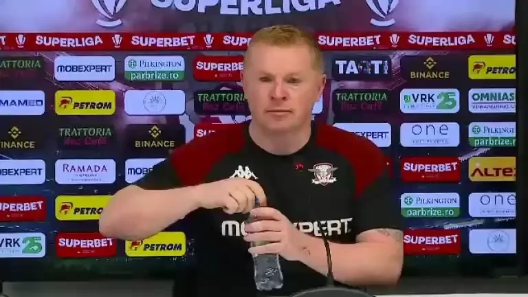 Neil Lennon și Cristian Ignat, conferință de presă &icirc;nainte de Petrolul - Rapid (27.07.2024)