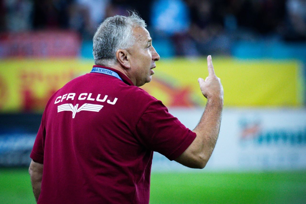 CFR Cluj - Universitatea Craiova 0-2! Oltenii urcă pe primul loc în clasament_2