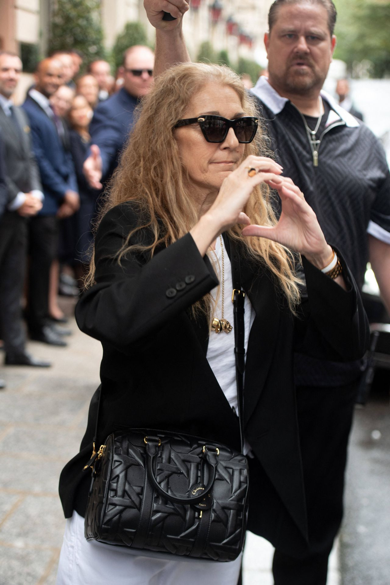 Celine Dion a cântat live la ceremonia de deschidere a Jocurilor Olimpice: 