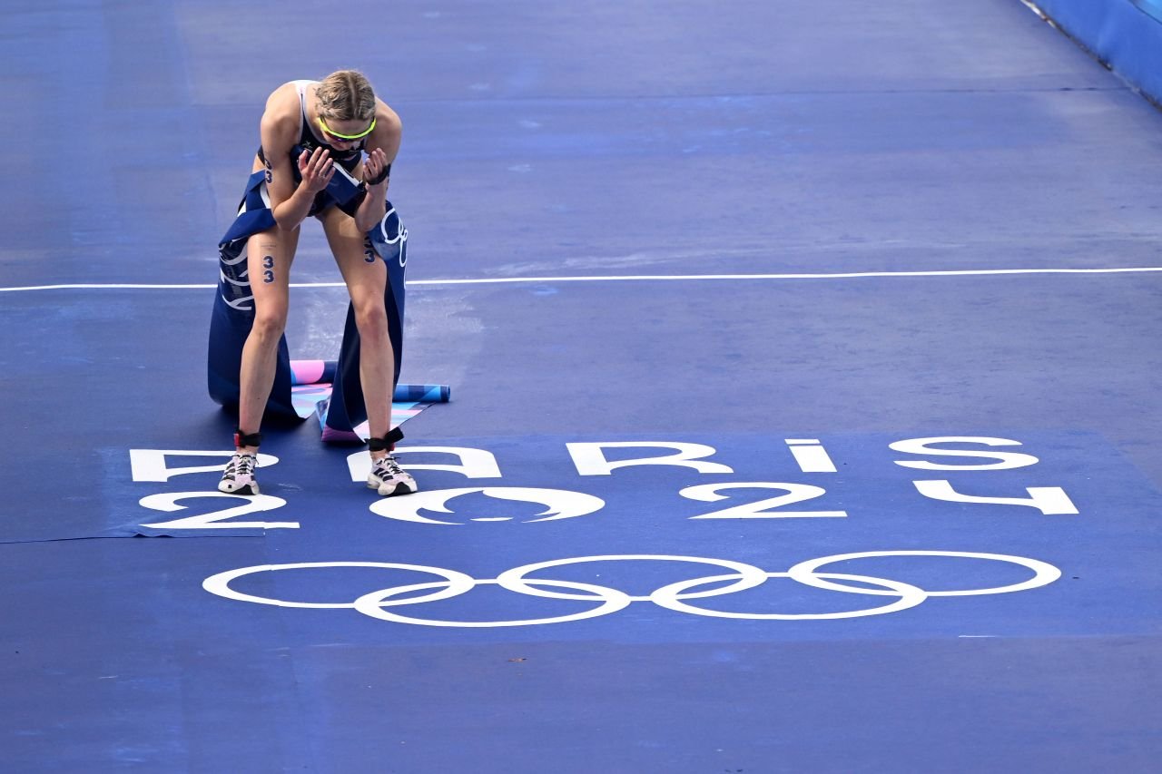 Cassandre Beaugrand, nume predestinat! Superba franțuzoaică este noua campioană olimpică la triatlon feminin_12