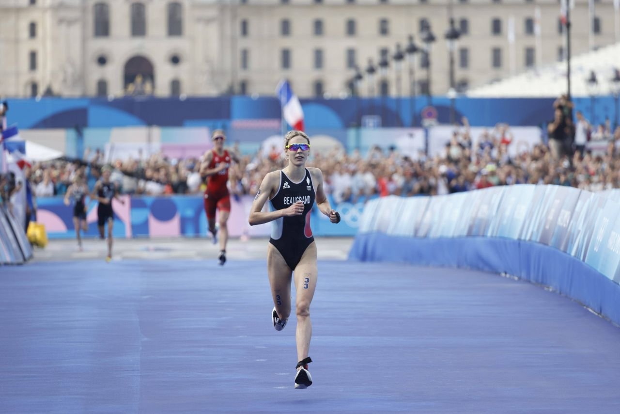 Cassandre Beaugrand, nume predestinat! Superba franțuzoaică este noua campioană olimpică la triatlon feminin_15