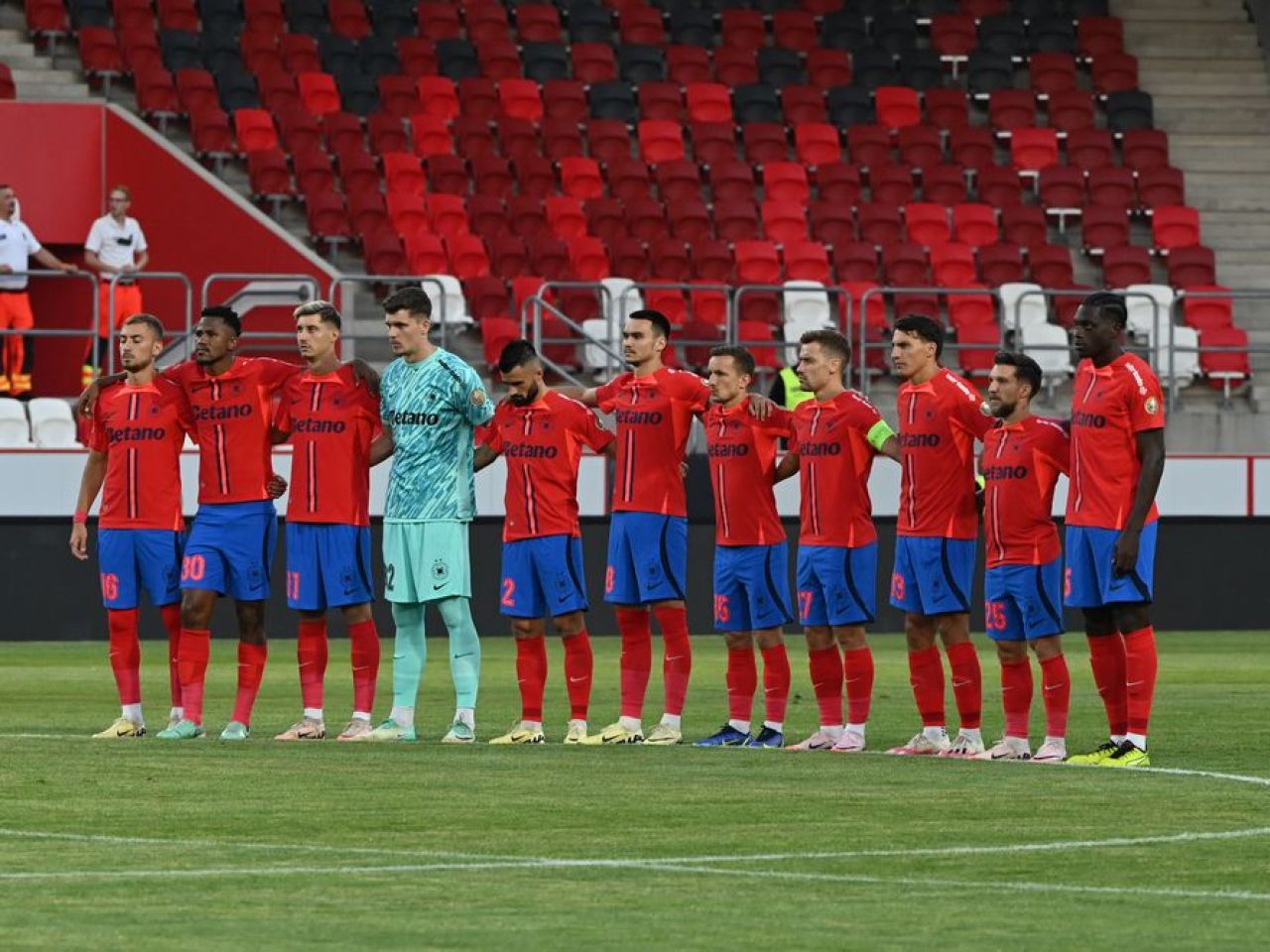 Maccabi Tel Aviv - FCSB 0-1. Baeten le aduce roș-albaștrilor calificarea în turul trei din preliminariile Champions League_3
