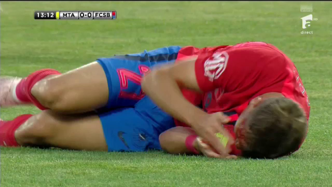 Horror! Darius Olaru, plin de sânge în Maccabi Tel Aviv - FCSB după un contact dur cu un adversar_1
