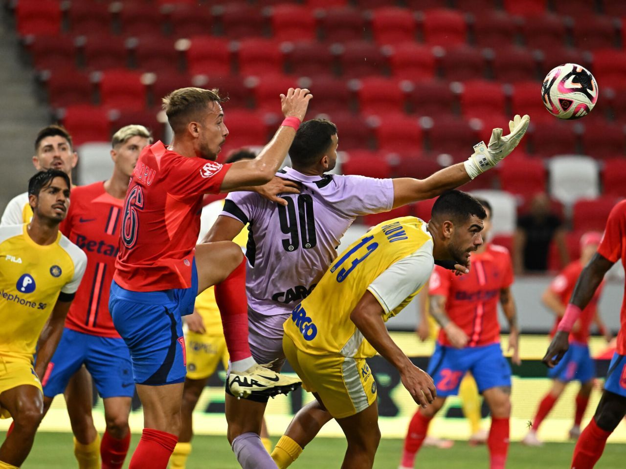 Maccabi Tel Aviv - FCSB 0-1. Baeten le aduce roș-albaștrilor calificarea în turul trei din preliminariile Champions League_1