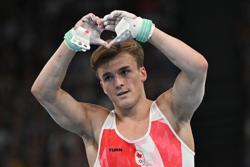 Comentatorii britanici au fost uimiți după accidentarea suferită de un gimnast: 