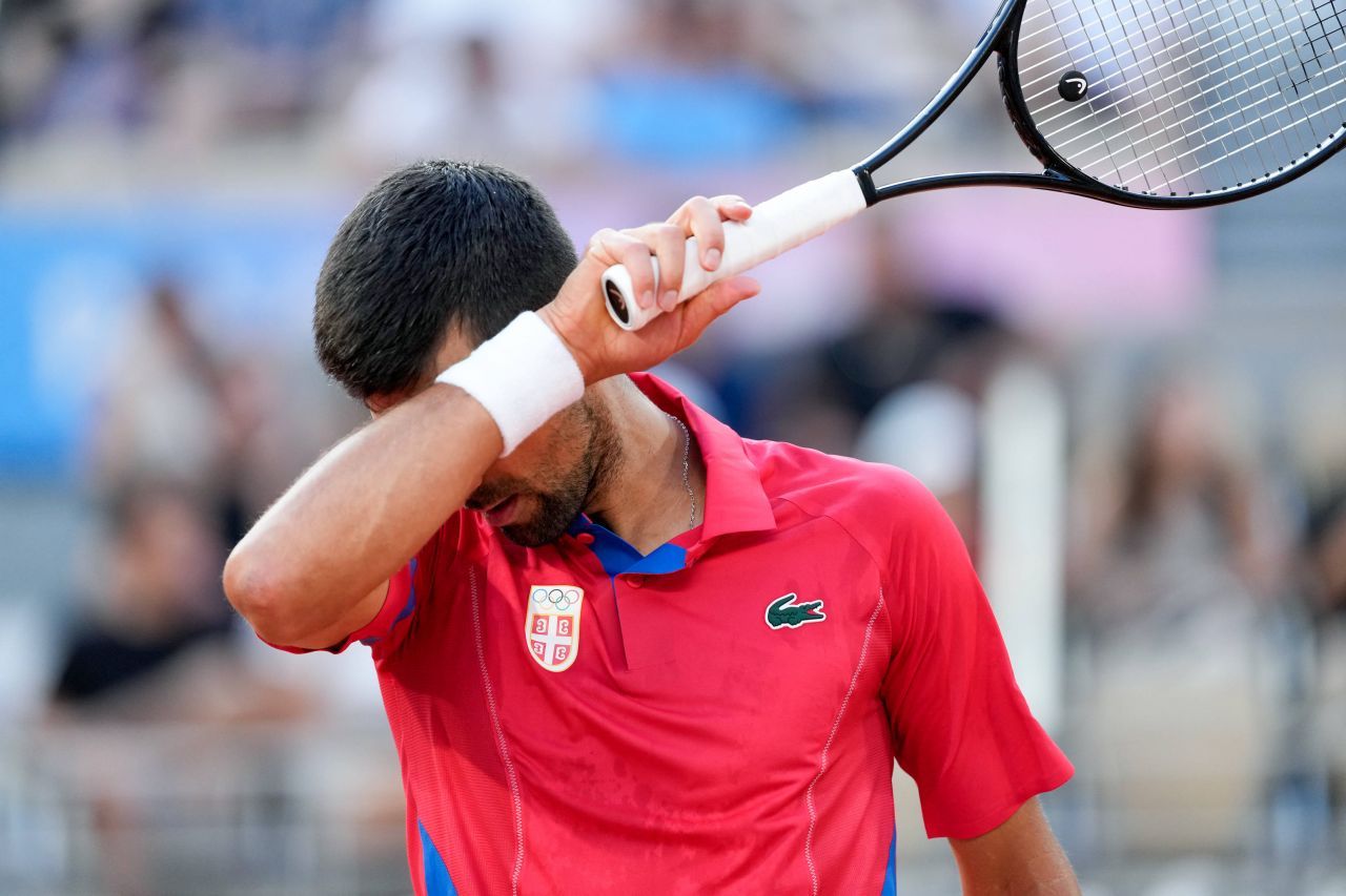 Novak Djokovic s-a prăbușit pe teren și a plâns după calificarea în finală la JO 2024! Cu cine se va bate pentru aurul olimpic_3