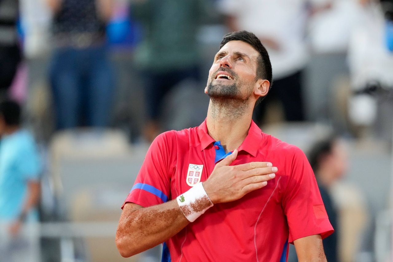 Novak Djokovic s-a prăbușit pe teren și a plâns după calificarea în finală la JO 2024! Cu cine se va bate pentru aurul olimpic_9