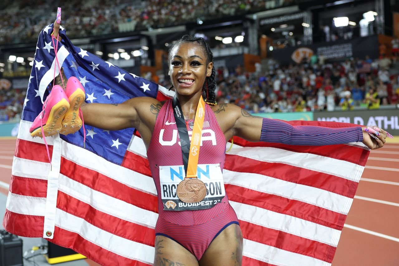 Sha'Carri Richardson, marea favorită azi la aurul olimpic de la 100 m, este o apariție! Piercing-uri și tatuaje peste tot + o suspendare pentru canabis_7