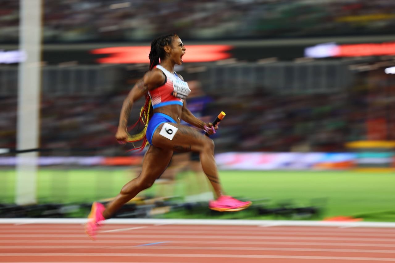 Sha'Carri Richardson, marea favorită azi la aurul olimpic de la 100 m, este o apariție! Piercing-uri și tatuaje peste tot + o suspendare pentru canabis_9
