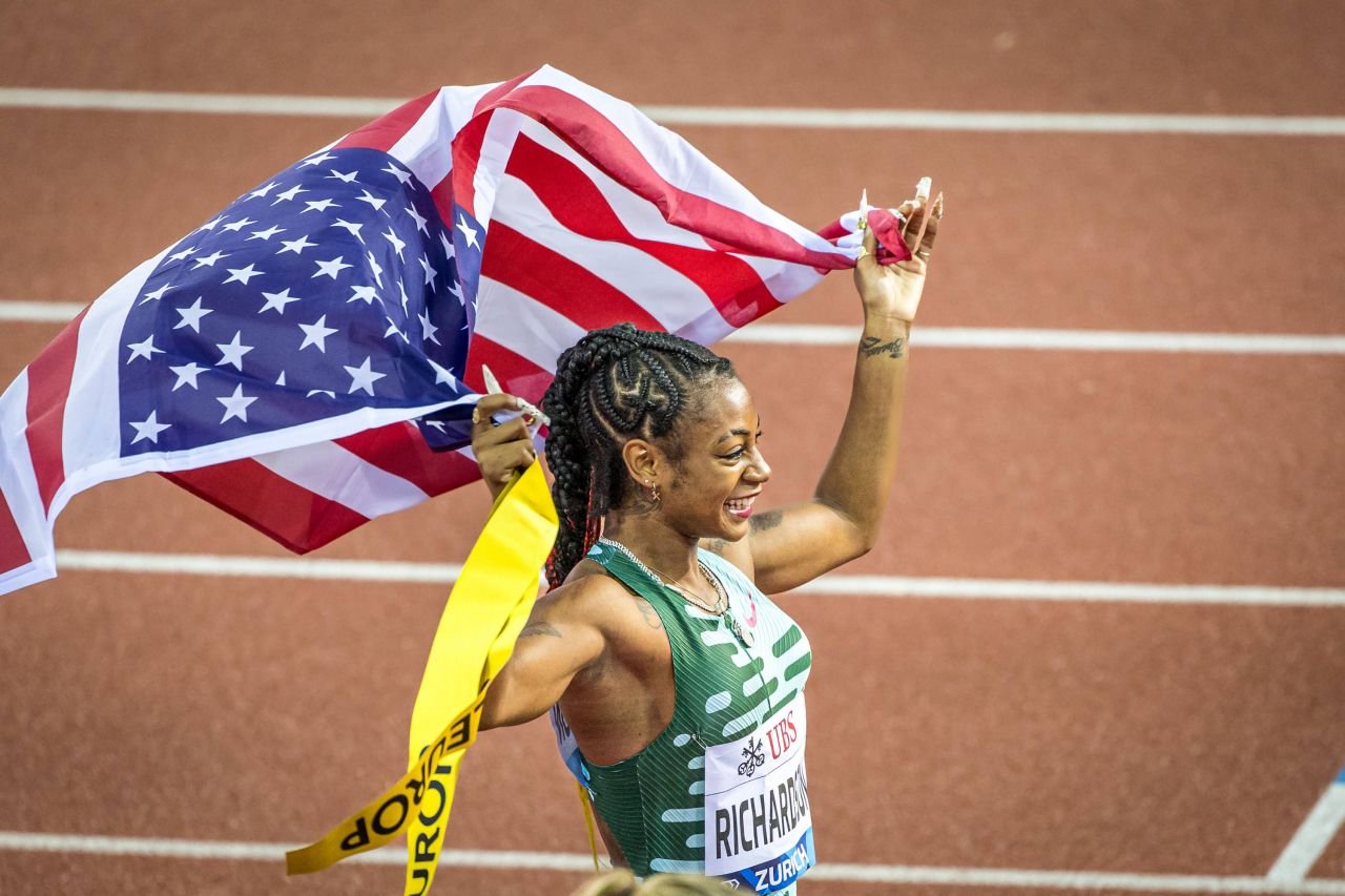 Sha'Carri Richardson, marea favorită azi la aurul olimpic de la 100 m, este o apariție! Piercing-uri și tatuaje peste tot + o suspendare pentru canabis_15