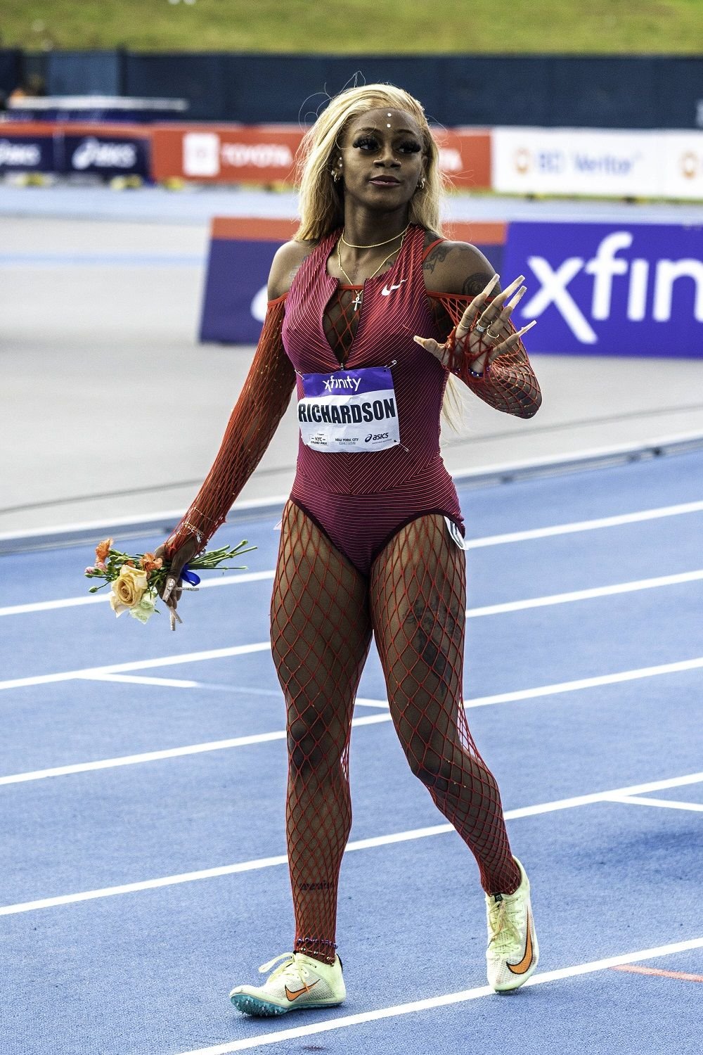 Sha'Carri Richardson, marea favorită azi la aurul olimpic de la 100 m, este o apariție! Piercing-uri și tatuaje peste tot + o suspendare pentru canabis_25