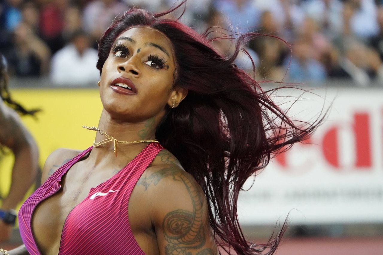 Sha'Carri Richardson, marea favorită azi la aurul olimpic de la 100 m, este o apariție! Piercing-uri și tatuaje peste tot + o suspendare pentru canabis_31