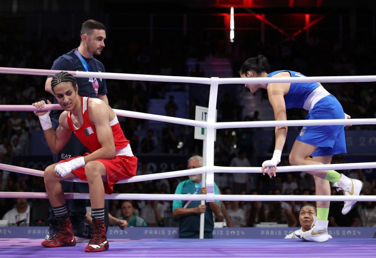 Decizie istorică luată de IBA, după lacrimile italiencei învinse de sportiva acuzată că-i bărbat: „Au ucis boxul!”_1