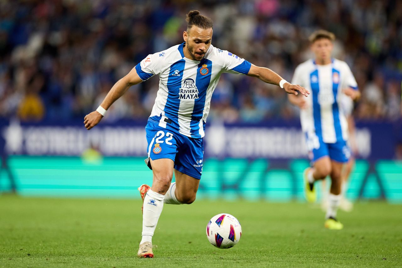 Fostul atacant al Barcelonei vrea să cumpere clubul din La Liga care numai ce l-a dat afară! Este unul dintre cei mai bogați fotbaliști din lume_3