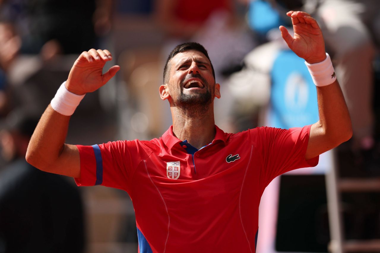 Pentru Serbia, pentru istorie! Djokovic a câștigat finala fabuloasă cu Alcaraz și a completat Golden Slam-ul | CRONICĂ_2