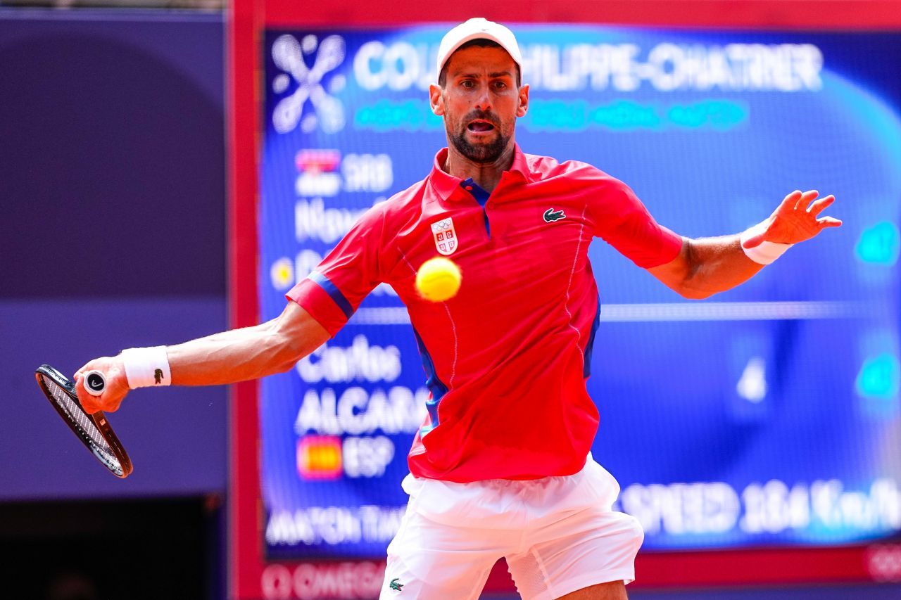 Pentru Serbia, pentru istorie! Djokovic a câștigat finala fabuloasă cu Alcaraz și a completat Golden Slam-ul | CRONICĂ_1