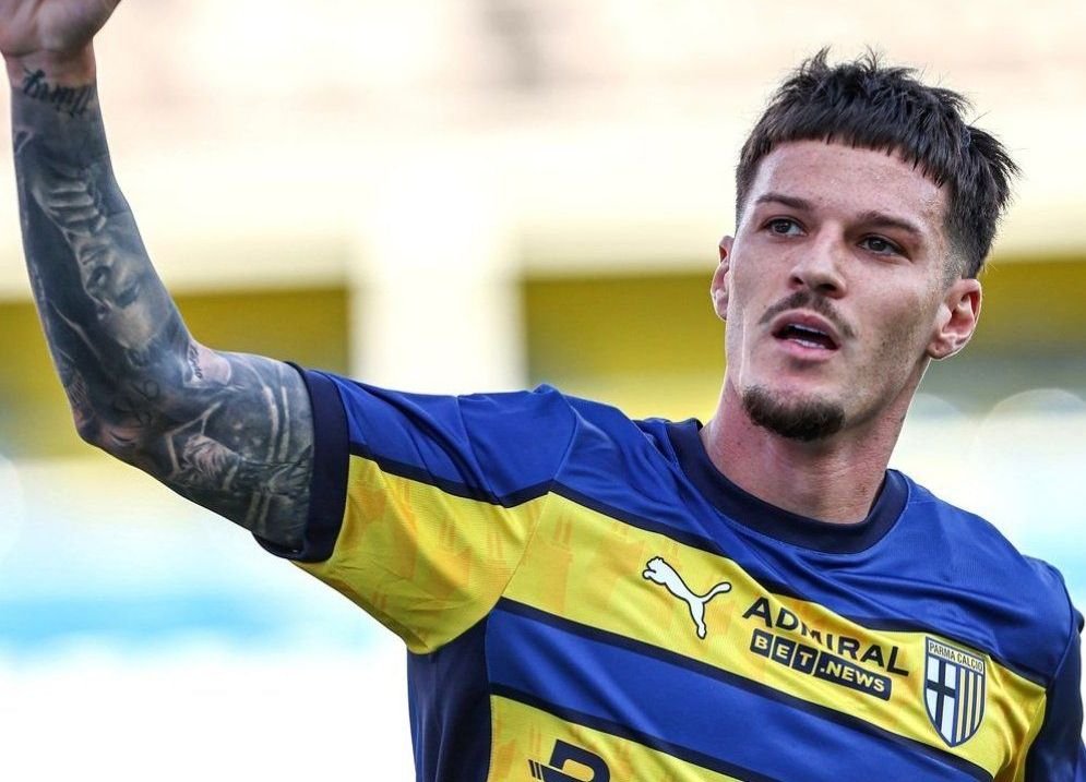 Dennis Man a făcut spectacol pentru Parma &icirc;n amicalul cu Atalanta! Golurile spectaculoase marcate de rom&acirc;n