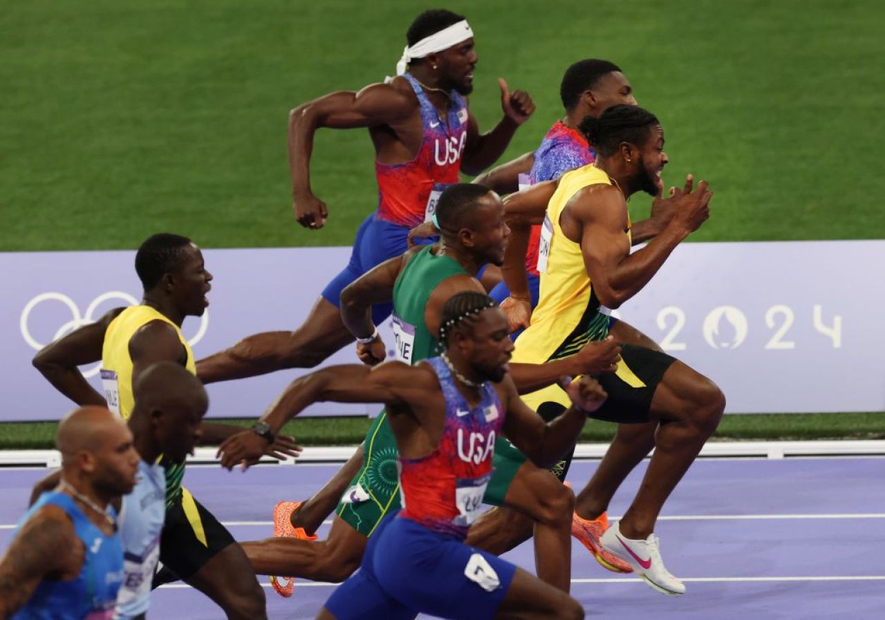 Diferența subtilă care a făcut departajarea în finala de la 100 m masculin. Cum l-a întrecut Noah Lyles pe jamaican_5