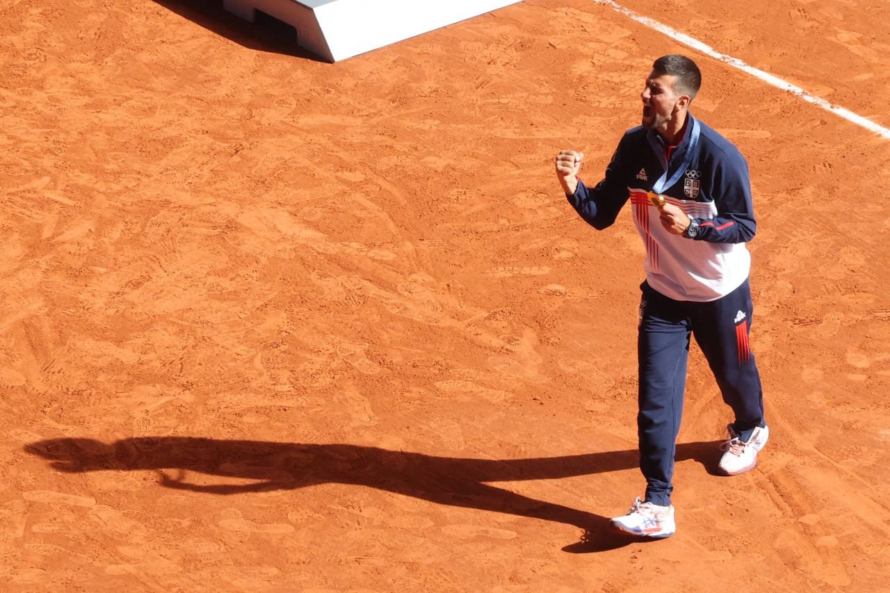 „A terminat tenisul!” Darren Cahill l-a numit pe Djokovic „cel mai bun din istorie” după succesul suprem (olimpic) al sârbului_6