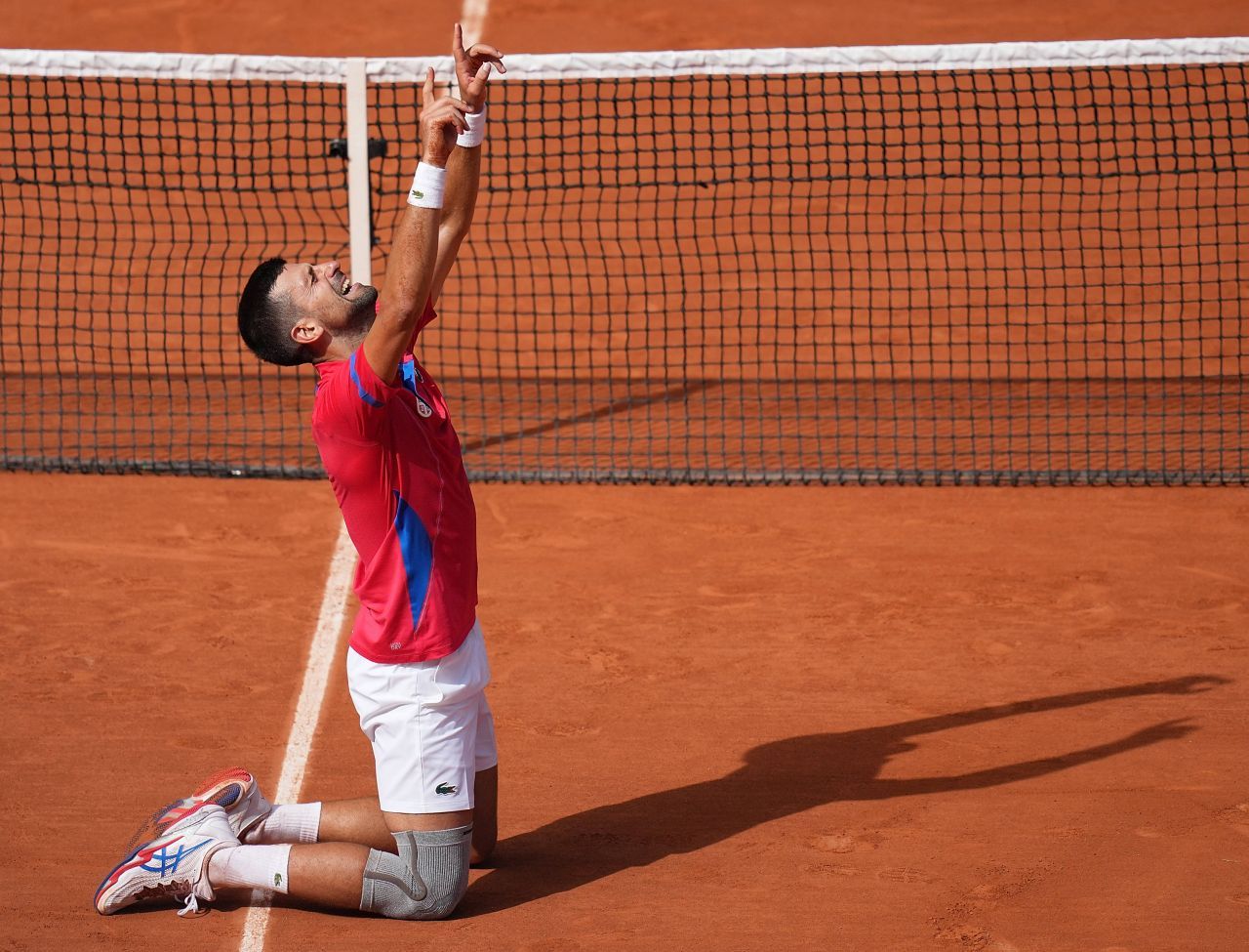 „A terminat tenisul!” Darren Cahill l-a numit pe Djokovic „cel mai bun din istorie” după succesul suprem (olimpic) al sârbului_8