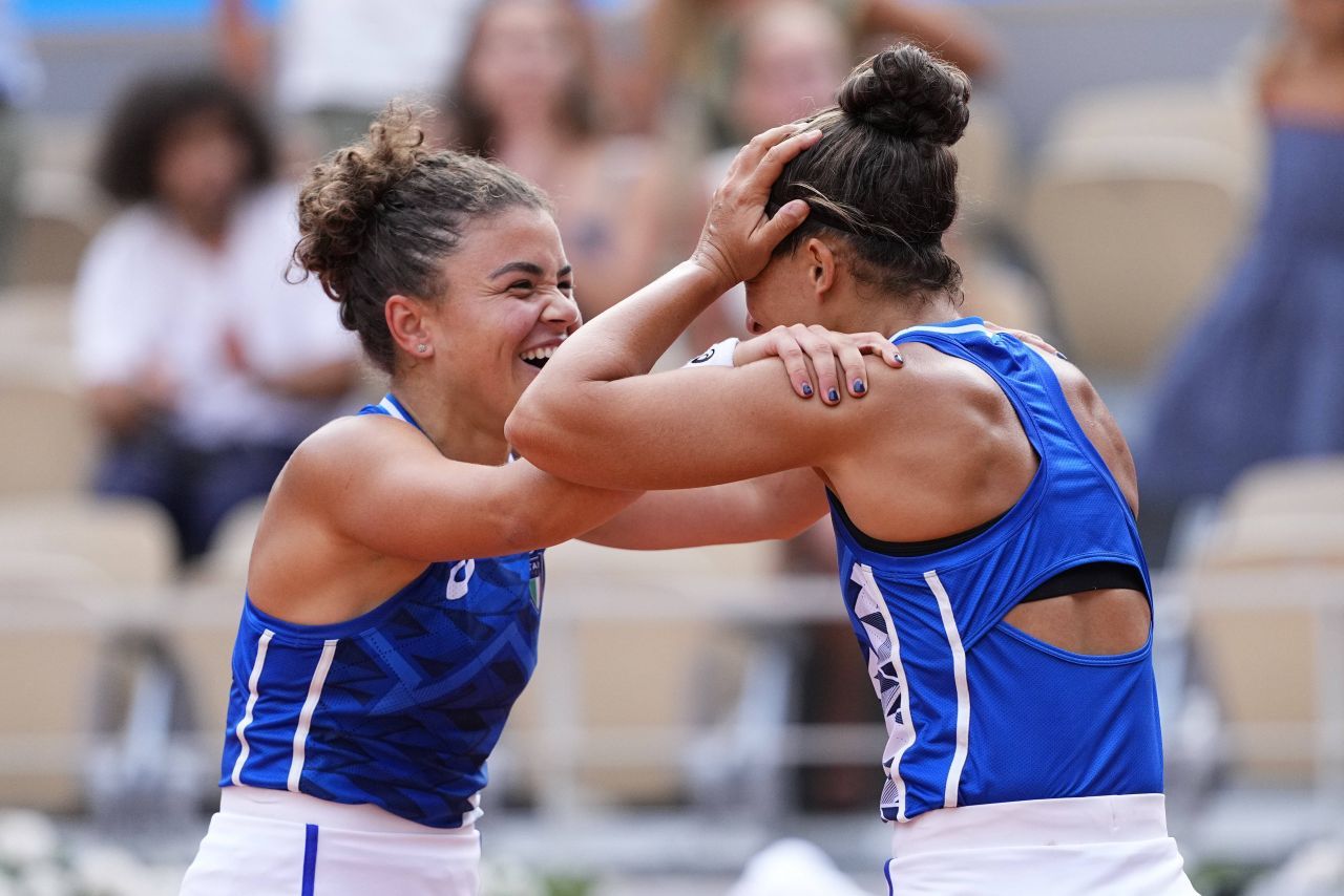 „David vs. Goliat,” ediția J.O. de la Paris 2024. Italiencele de aur la tenis dublu feminin au compensat lipsa înălțimii_1