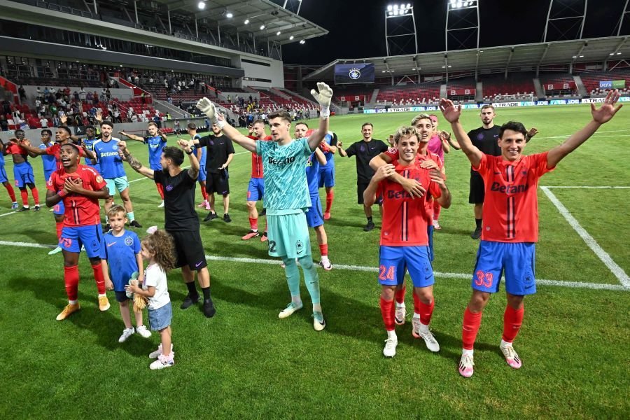 Cum ar putea arăta echipa de start a FCSB-ului &icirc;n meciul cu Sparta Praga (de la 21:00 pe VOYO). Dorința lui Gigi Becali