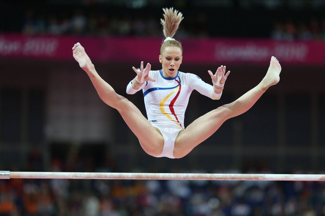 Sandra Izbașa ia atitudine după ce a văzut nedreptatea făcută gimnastelor din România la Paris_4