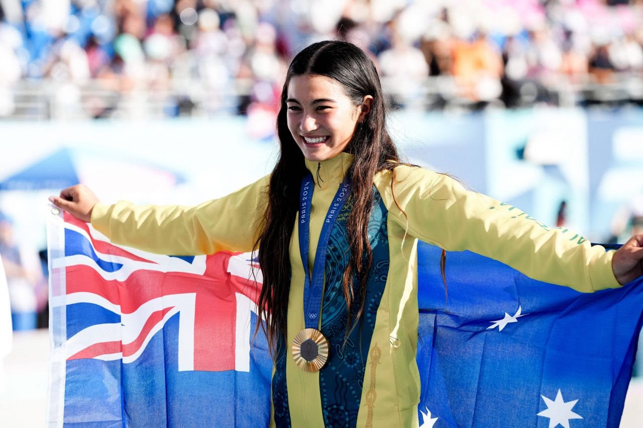 Arisa Trew, copilul de aur! Sportiva de 14 ani a devenit campioană olimpică, un record de v&acirc;rstă pentru competiția de la Paris