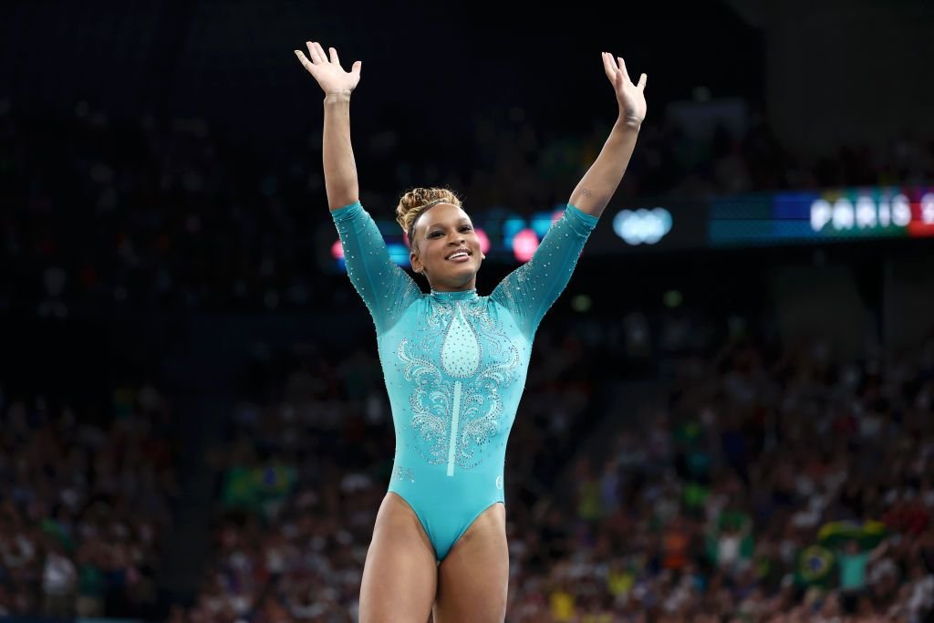 Michelle Obama le apără pe Simone Biles și Jordan Chiles după momentul 