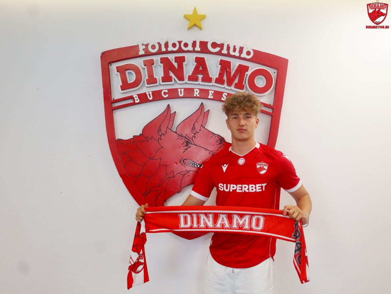 Young Dinamo. 
